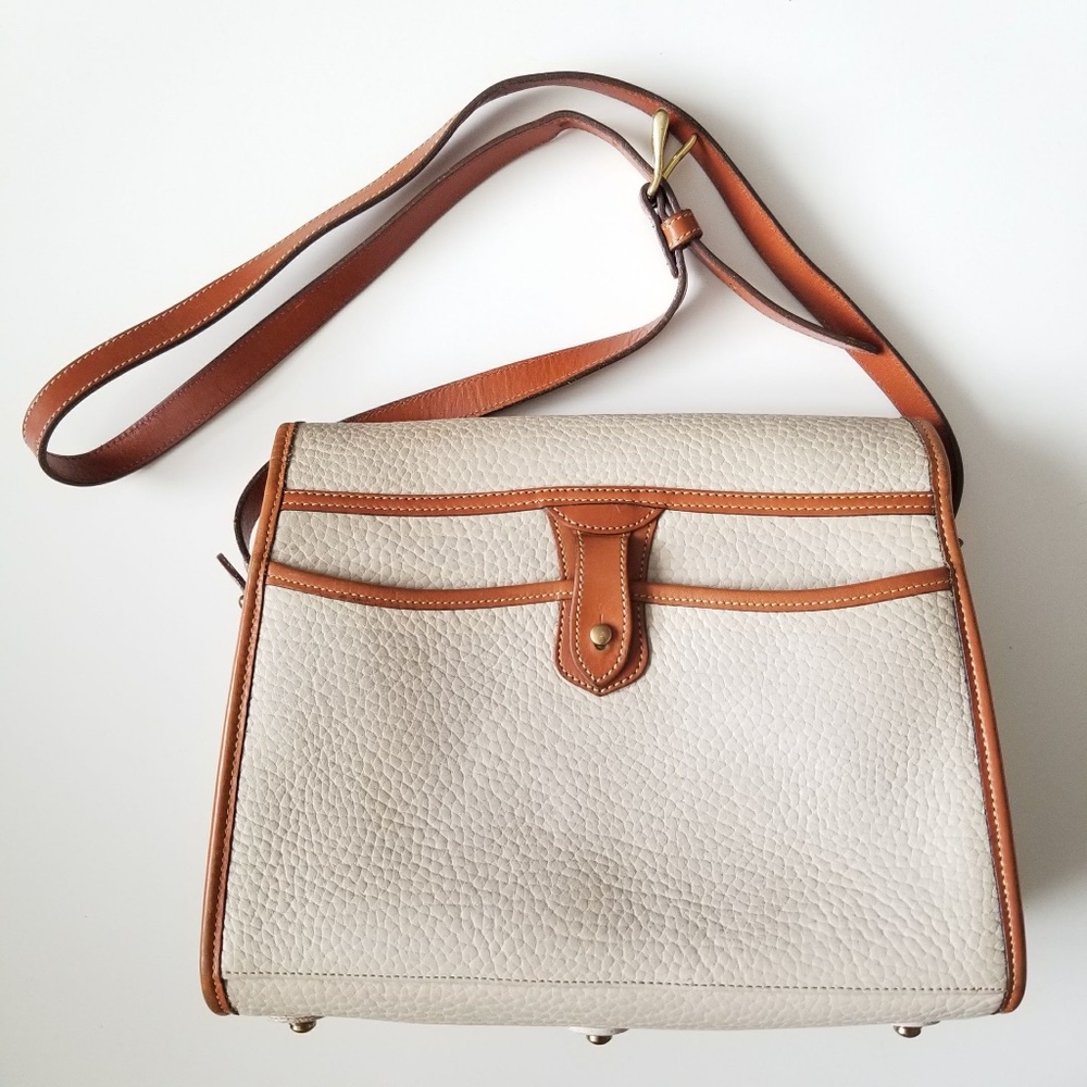 Dooney & Bourkey All Weather Bone Tan Leather Medium Essex Cross Shoulder Bag - Picture 2 of 16